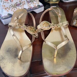 Tory Burch mid heel thongs gold 9 1/2